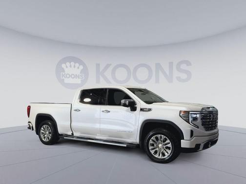 White Frost Tricoat 2025 GMC Sierra 1500 Denali