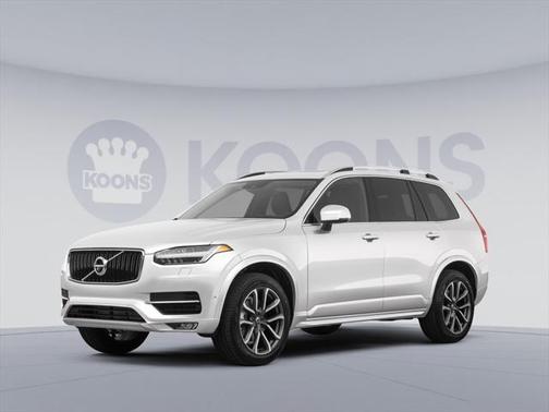 2021 Volvo XC90 T6 Momentum