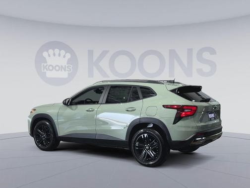 Cacti Green 2026 Chevrolet Trax FWD ACTIV