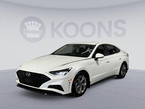 2022 Hyundai SONATA SEL