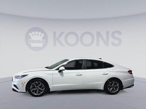 2022 Hyundai SONATA SEL