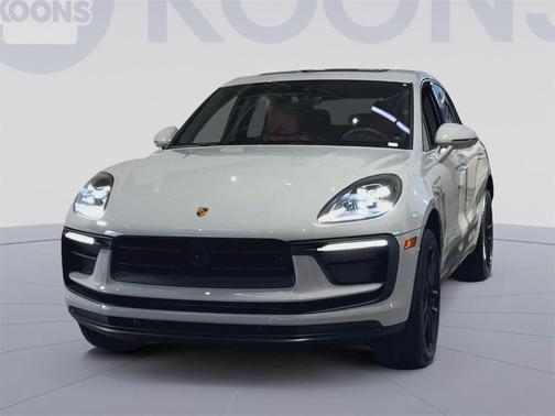 2024 Porsche Macan Base