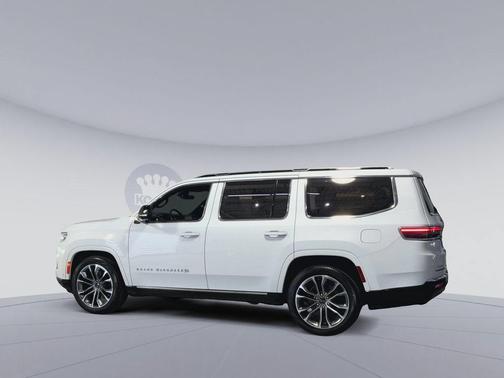Bright White Clearcoat 2023 Jeep Grand Wagoneer Series III 4x4
