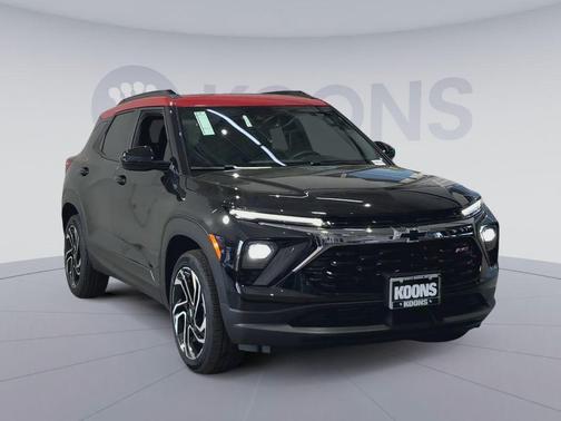 Mosaic Black Metallic 2026 Chevrolet Trailblazer RS