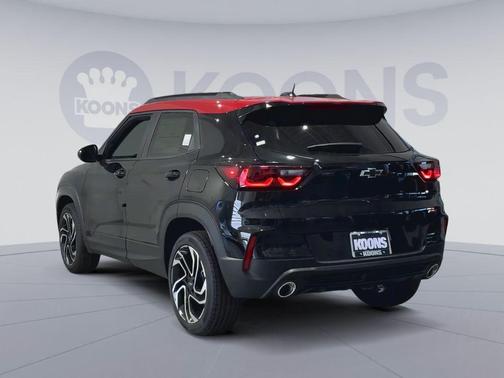 Mosaic Black Metallic 2026 Chevrolet Trailblazer RS