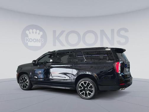 2025 Chevrolet Suburban RST