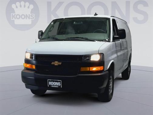 2025 Chevrolet Express 2500 RWD 2500 Regular Wheelbase WT