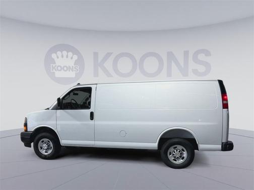 2025 Chevrolet Express 2500 RWD 2500 Regular Wheelbase WT