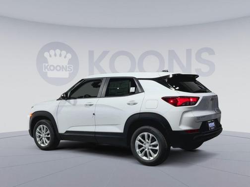 Summit White 2026 Chevrolet Trailblazer LS