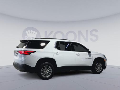 2022 Chevrolet Traverse LT Leather