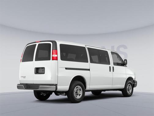 2017 Chevrolet Express 3500 LT