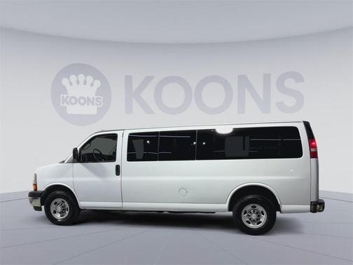 2017 Chevrolet Express 3500 LT