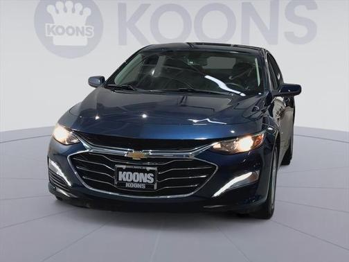 2022 Chevrolet Malibu FWD LT