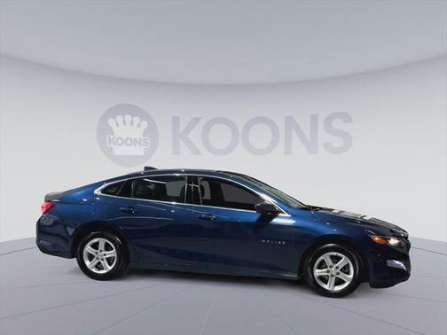 2022 Chevrolet Malibu FWD LT