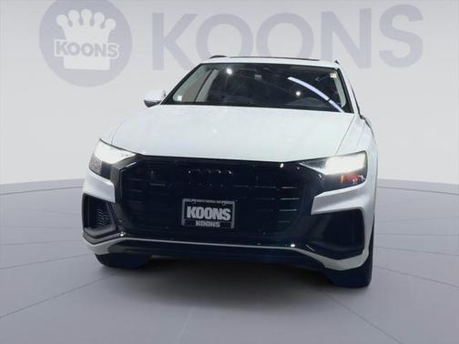 2023 Audi Q8 55 Premium Plus