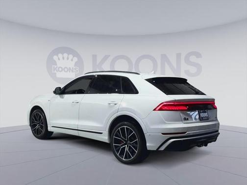 2023 Audi Q8 55 Premium Plus