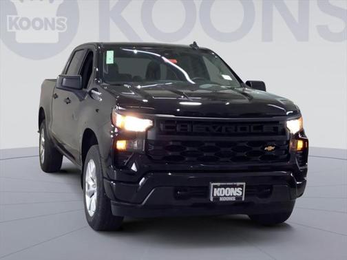 2025 Chevrolet Silverado 1500 Custom