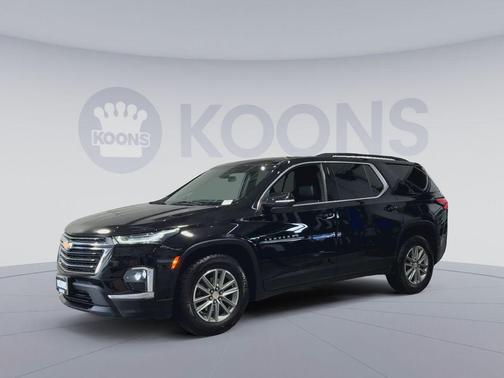 Mosaic Black Metallic 2023 Chevrolet Traverse LT Leather