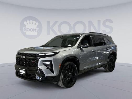 Sterling Grey Metallic 2024 Chevrolet Traverse RS