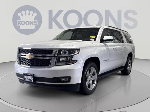 Iridescent Pearl Tricoat 2017 Chevrolet Suburban LT