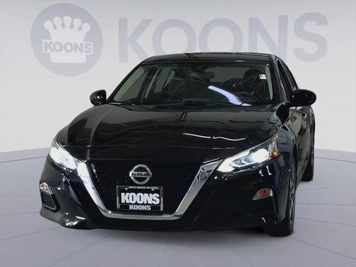 2021 Nissan Altima 2.5 SV