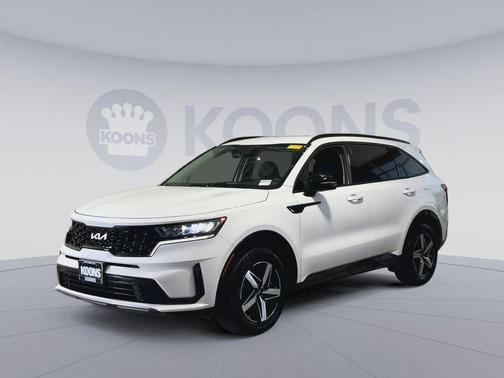 Glacial White Pearl 2022 Kia Sorento S