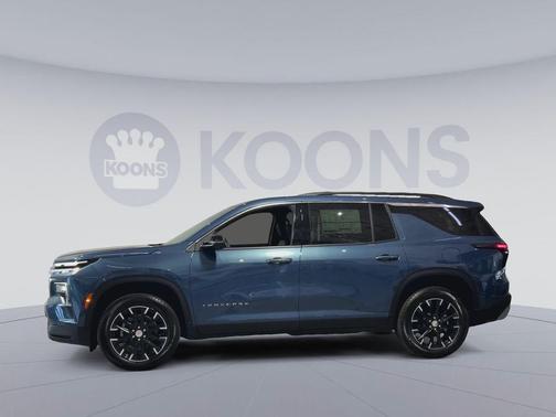 Lakeshore Blue Metallic 2026 Chevrolet Traverse LT