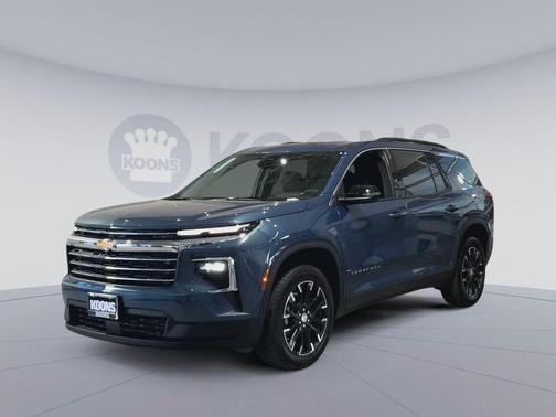 Lakeshore Blue Metallic 2026 Chevrolet Traverse LT