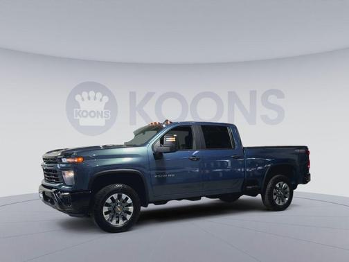 Lakeshore Blue Metallic 2025 Chevrolet Silverado 2500 Custom