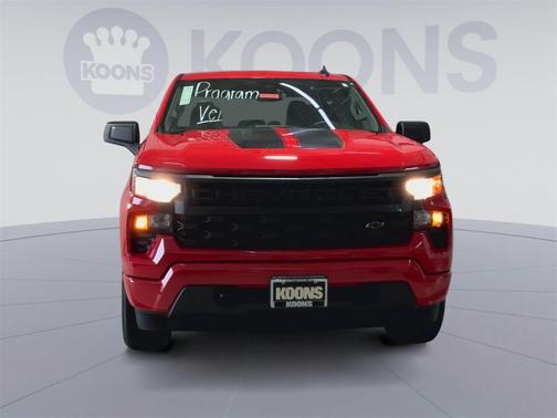 2025 Chevrolet Silverado 1500 Custom