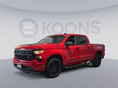 2025 Chevrolet Silverado 1500 Custom