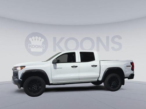 Summit White 2026 Chevrolet Colorado Trail Boss