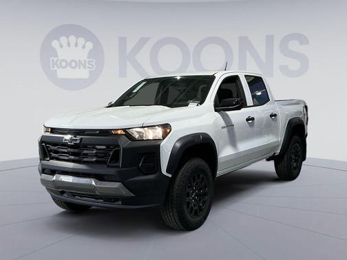 Summit White 2026 Chevrolet Colorado Trail Boss