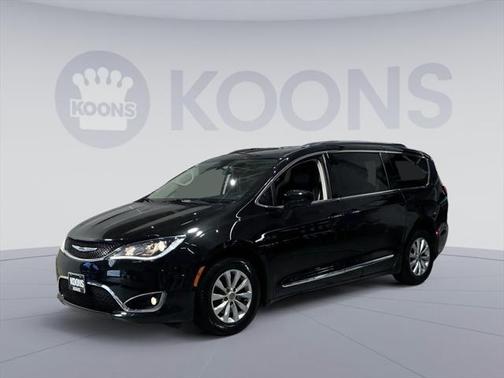 2018 Chrysler Pacifica Touring-L