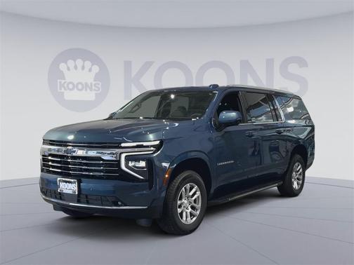 2025 Chevrolet Suburban LT
