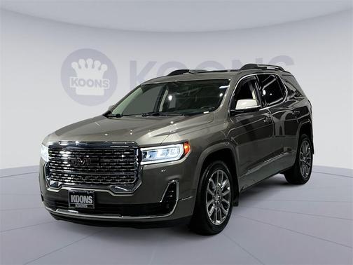 2023 GMC Acadia Denali