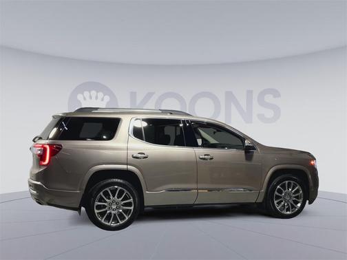2023 GMC Acadia Denali