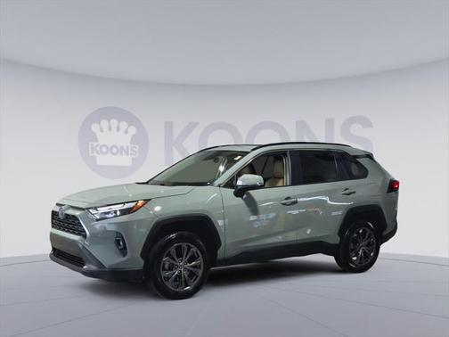 2023 Toyota RAV4 Hybrid XLE Premium