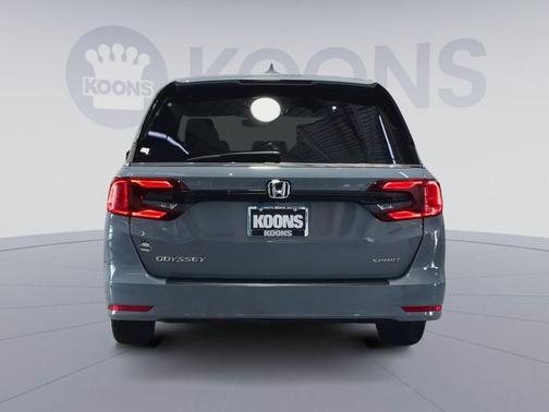 Primer 2024 Honda Odyssey Sport