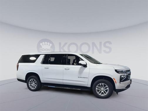 2026 Chevrolet Suburban LT