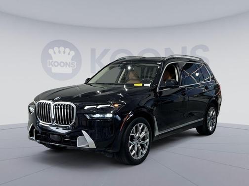 Black Sapphire Metallic 2024 BMW X7 xDrive40i