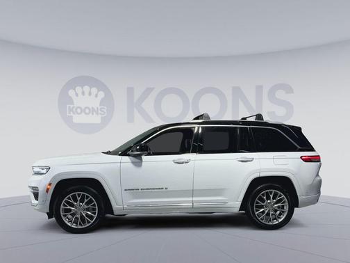 2023 Jeep Grand Cherokee Summit