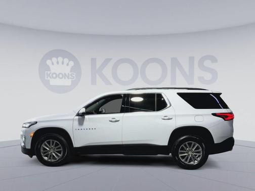 Summit White 2023 Chevrolet Traverse LT Cloth