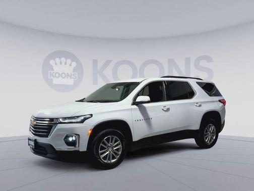 Summit White 2023 Chevrolet Traverse LT Cloth