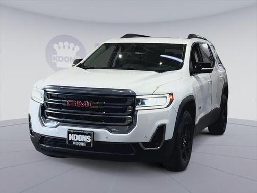 2023 GMC Acadia AWD AT4