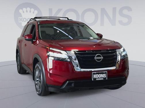 2023 Nissan Pathfinder SV 4WD