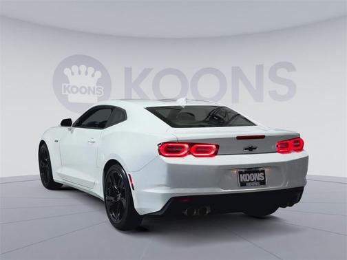 2024 Chevrolet Camaro RWD Coupe LT1
