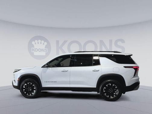 Polar White Tricoat 2026 Chevrolet Traverse AWD Z71