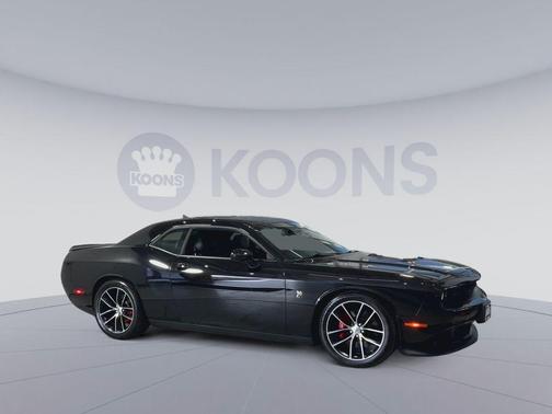 Pitch Black Clearcoat 2018 Dodge Challenger R/T 392