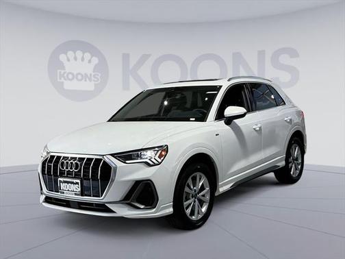 2024 Audi Q3 Premium 45 TFSI S line quattro Tiptronic